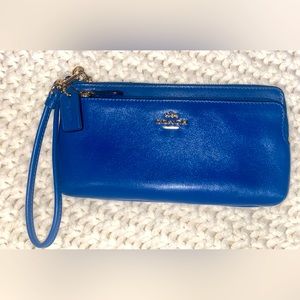 Blue coach wristlet double zipper